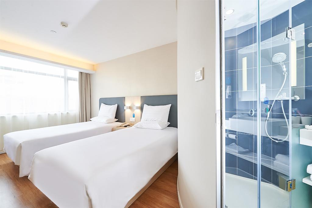 Hotel Hanting Express Nanjing East Road Branch Shanghai